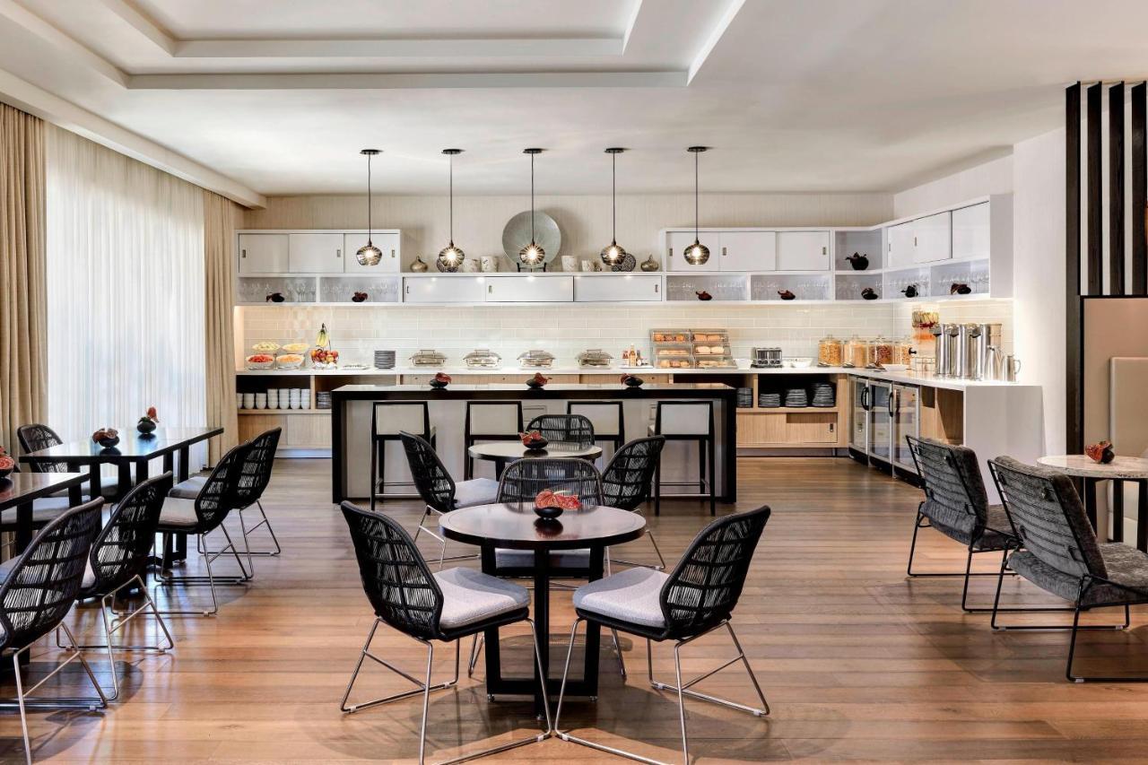 Los Angeles Marriott Burbank Airport Εξωτερικό φωτογραφία
