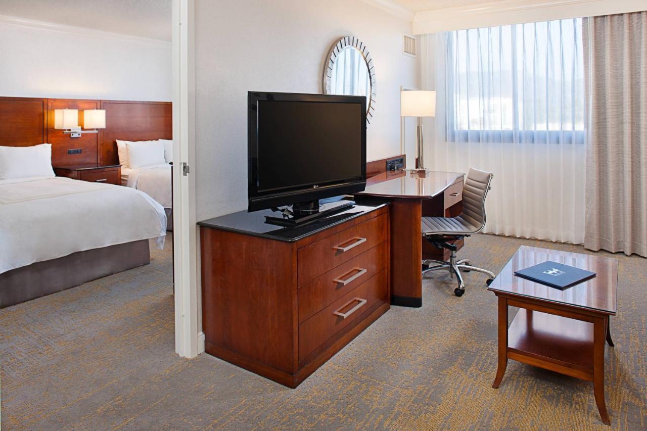 Los Angeles Marriott Burbank Airport Εξωτερικό φωτογραφία
